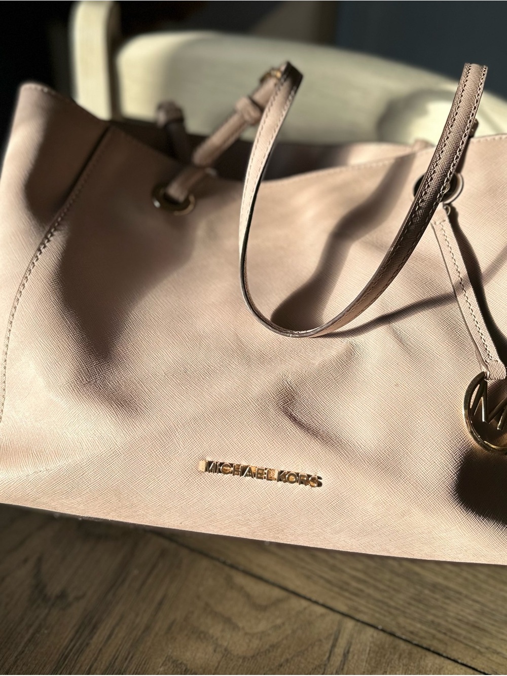 MICHAEL KORS Pale Pink Saffiano Tote with Gold Hardware